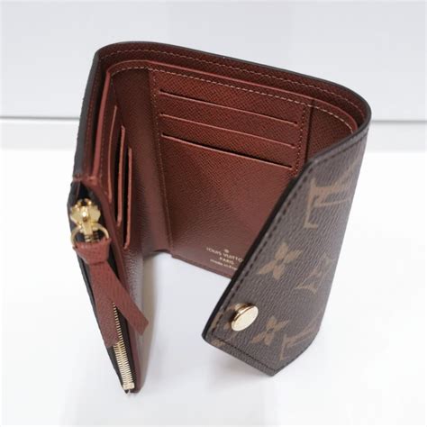 Victorine Wallet Monogram .